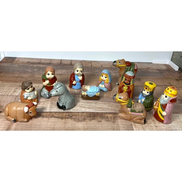 12-Piece Hand-Painted Pre-Cast Ceramic Nativity Set - Picture 1 of 9
